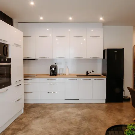 Smart Lux 7 Bajzova - Centrum, Ac 2x * Кошице