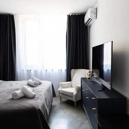 Smart Lux 7 Bajzova - Centrum, Ac 2x Апартаменты Кошице